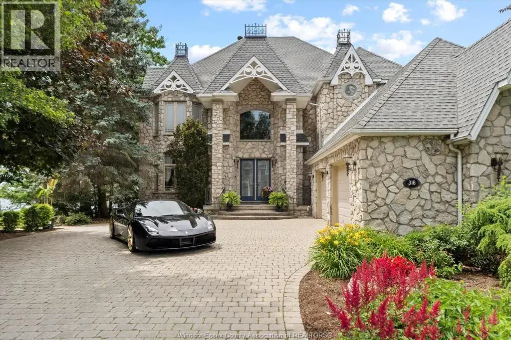 318 Crystal Bay Drive, Amherstburg